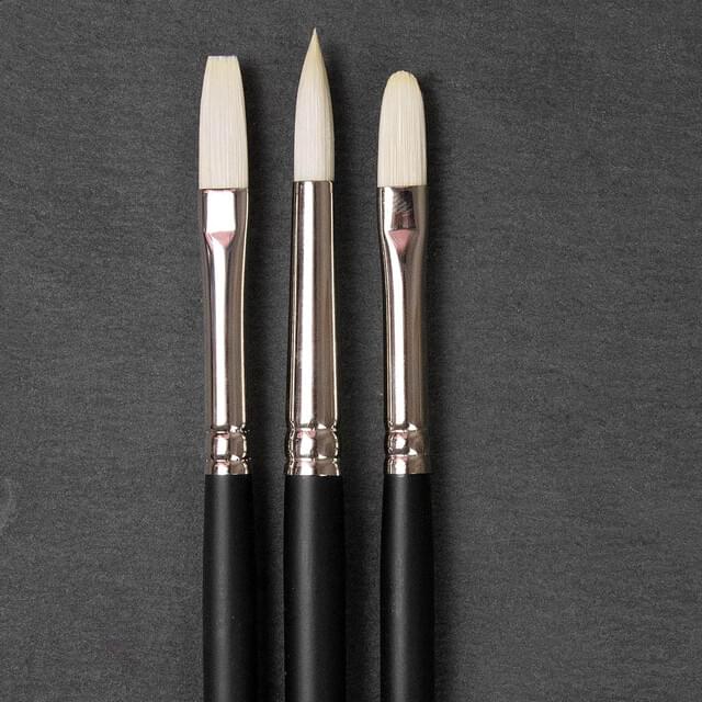 KUM Black Line Brislon Oil Brushes