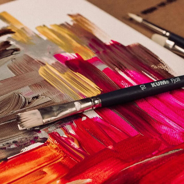 KUM Acrylic & Oil Brushes