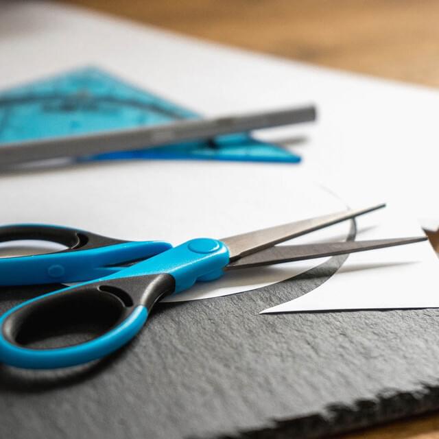 KUM Scissors